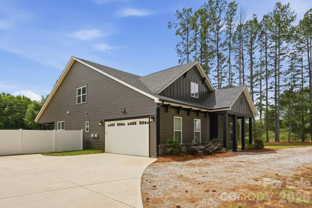 322 Shinnville Road Mooresville NC 28115