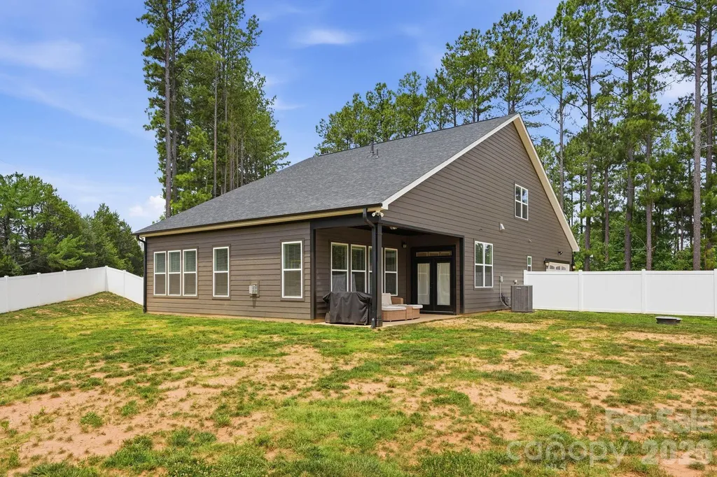 322 Shinnville Road Mooresville NC 28115