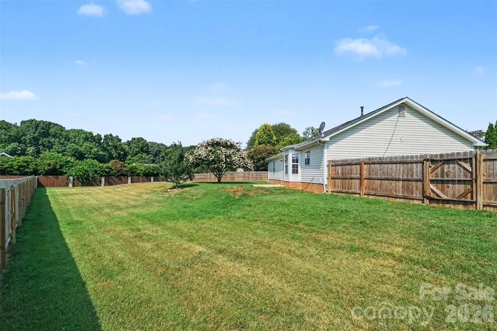 2301 Hunters Way Monroe NC 28110