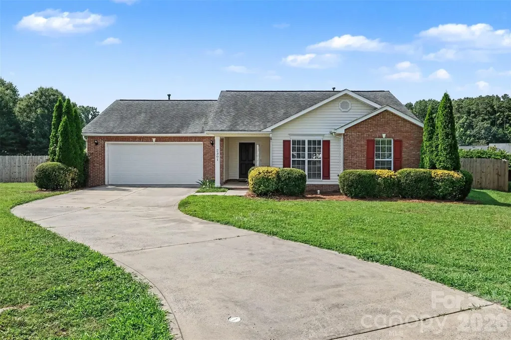 2301 Hunters Way Monroe NC 28110