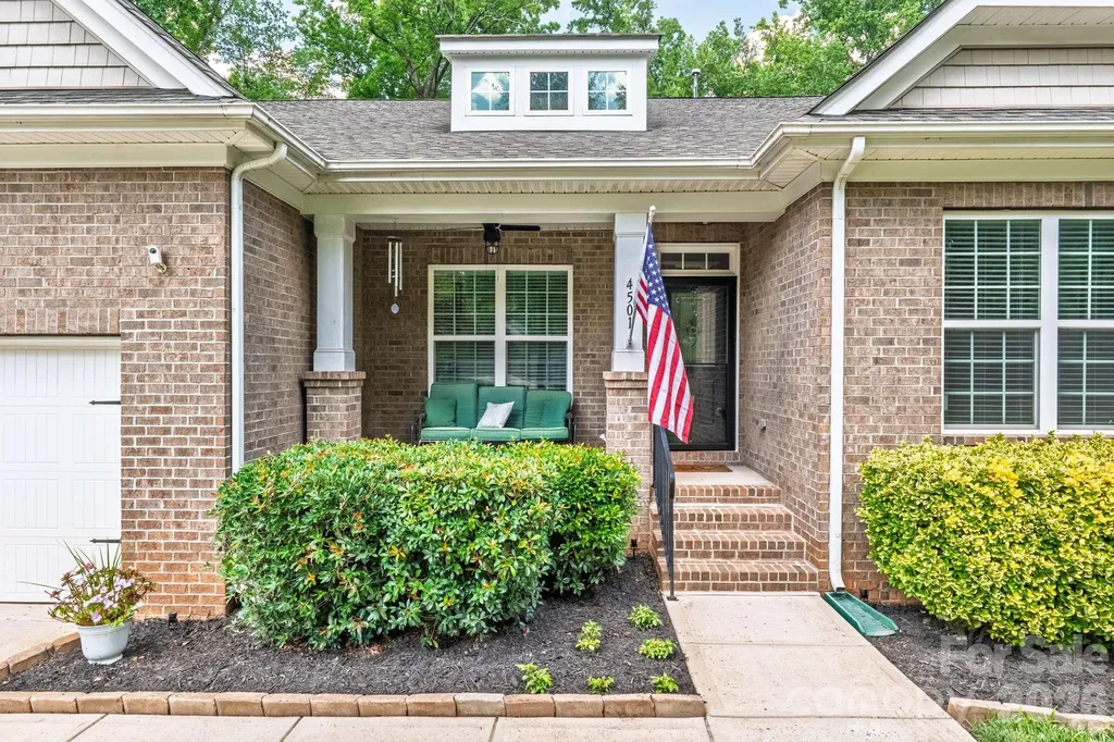 4501 Rockford Court Charlotte NC 28209