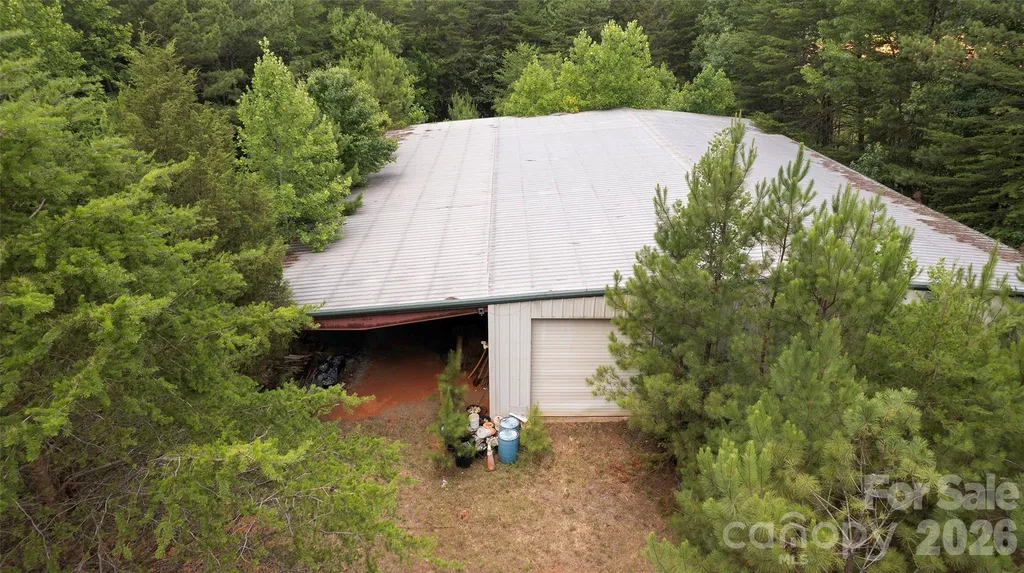 8169 Raccoon Track Drive Sherrills Ford NC 28673