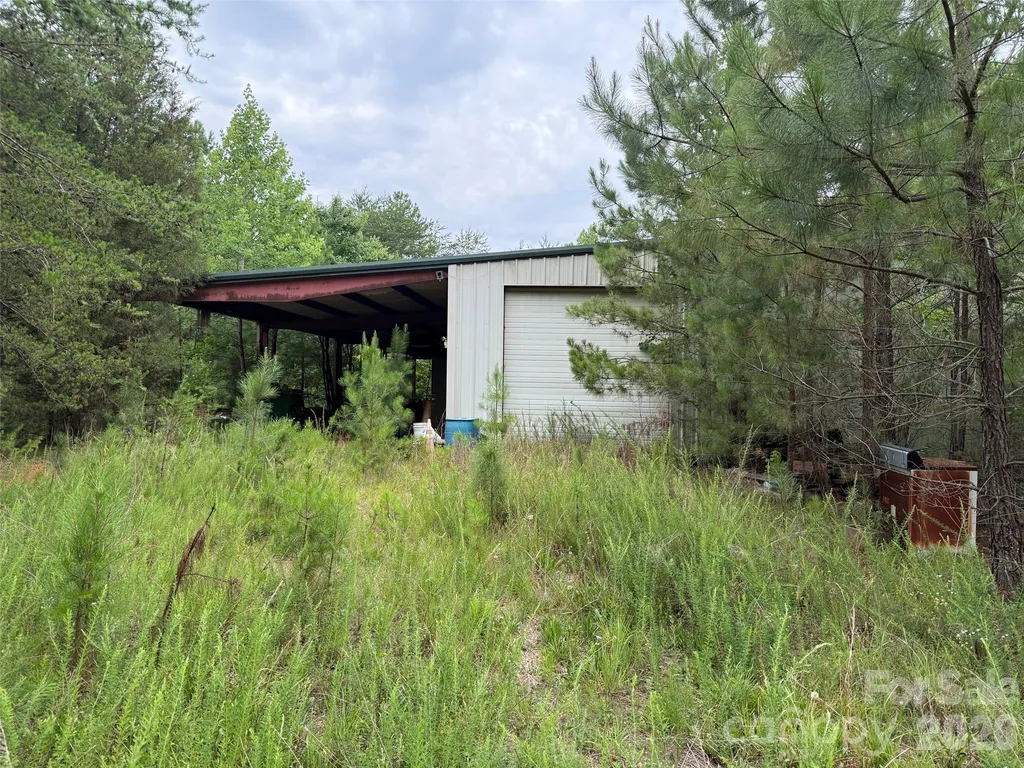 8169 Raccoon Track Drive Sherrills Ford NC 28673
