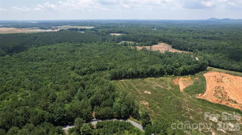 8169 Raccoon Track Drive Sherrills Ford NC 28673
