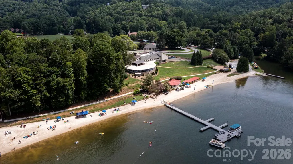 0 Knoll Court Lake Lure NC 28746