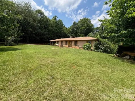1812 Freemantown Road Lake Lure NC 28746
