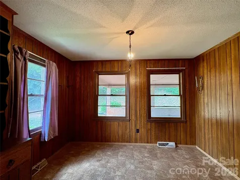 1812 Freemantown Road Lake Lure NC 28746