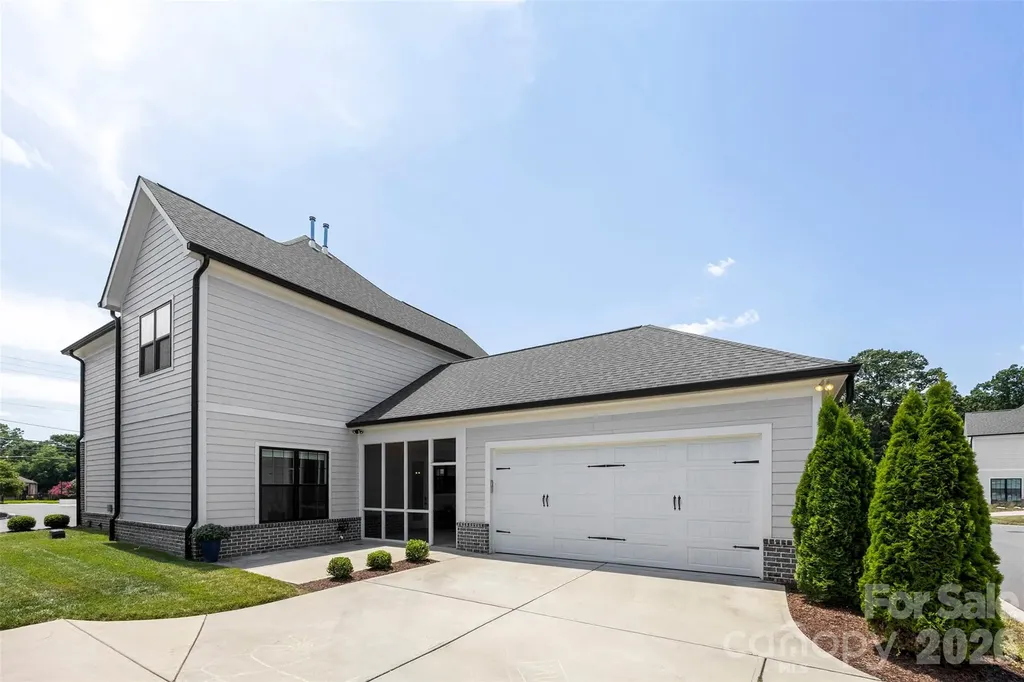 414 S Main Street Belmont NC 28012