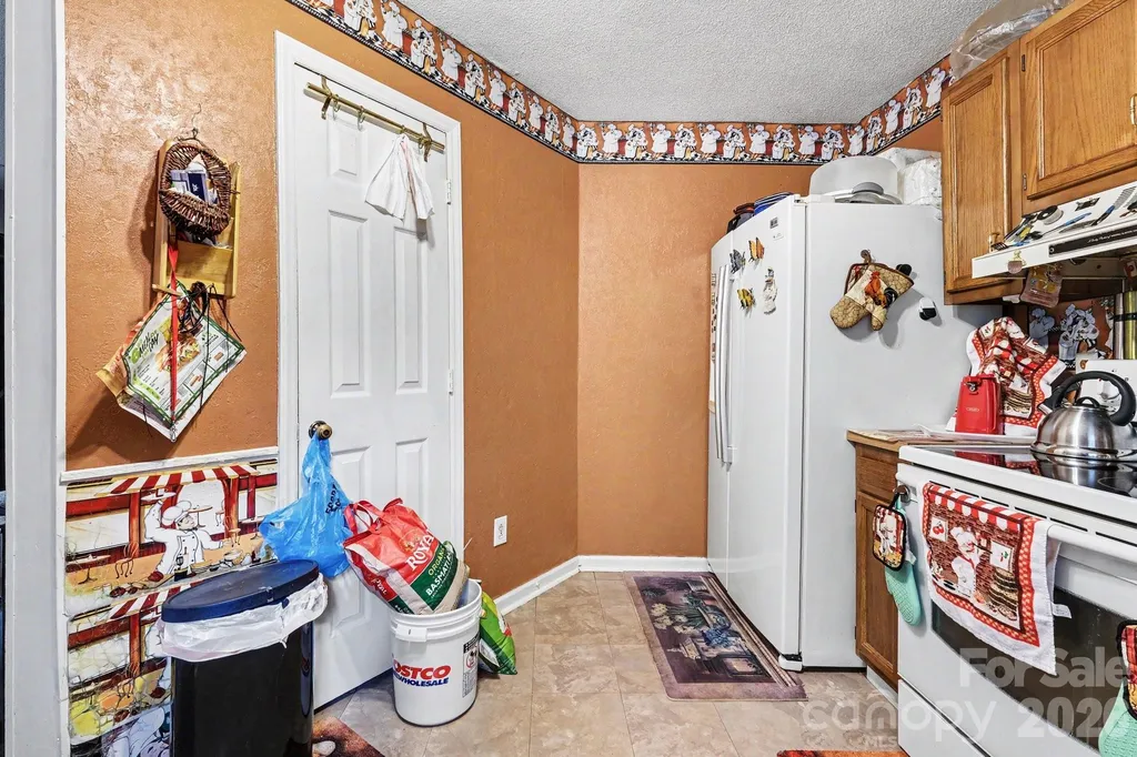 1600 Teddington Drive Charlotte NC 28214