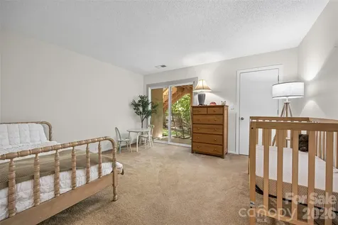 2 Five Oaks Lane Lake Wylie SC 29710