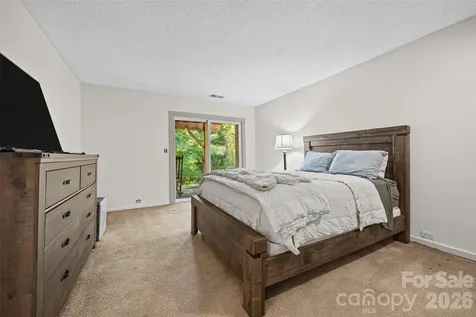 2 Five Oaks Lane Lake Wylie SC 29710