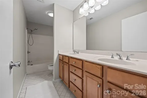 2 Five Oaks Lane Lake Wylie SC 29710