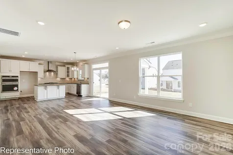 2223 Caravan Lane Stanley NC 28164