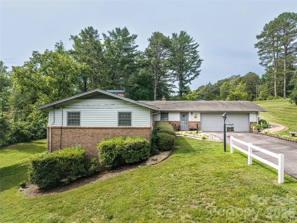 2234 Kool Park Road NE Hickory NC 28601