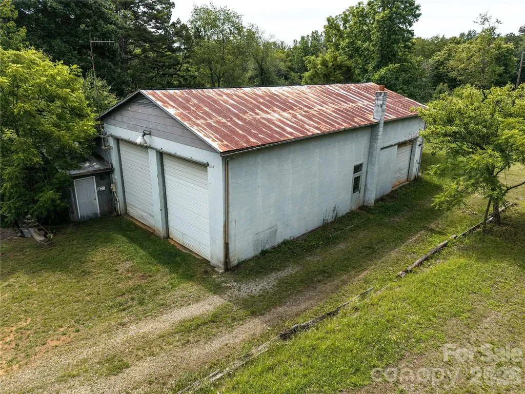2234 Kool Park Road NE Hickory NC 28601