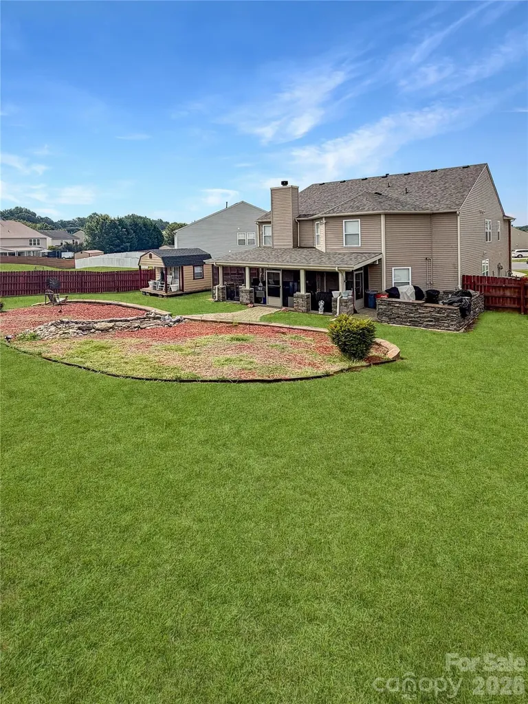 336 Farm Springs Drive Mount Holly NC 28120