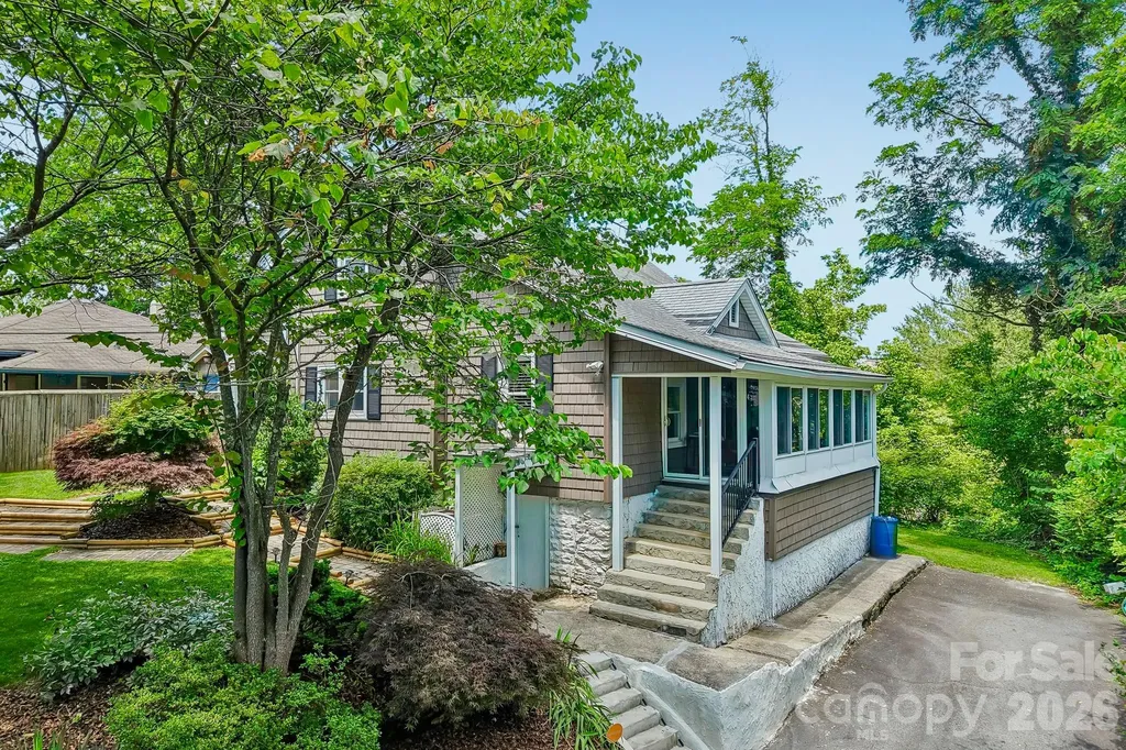 Asheville NC, 23 Tuskeegee Street