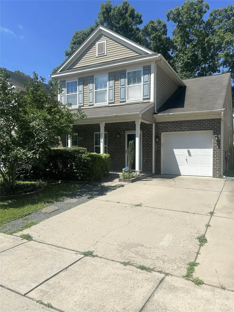 2740 Bramble Ridge Court Charlotte NC 28215