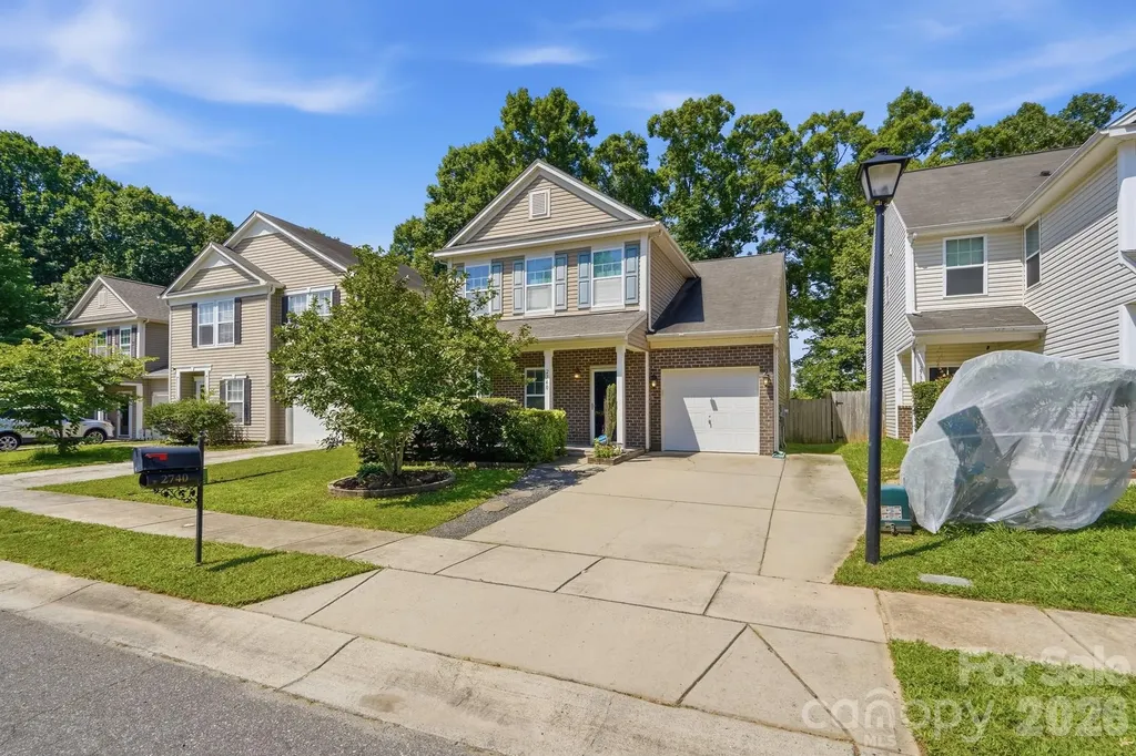 2740 Bramble Ridge Court Charlotte NC 28215