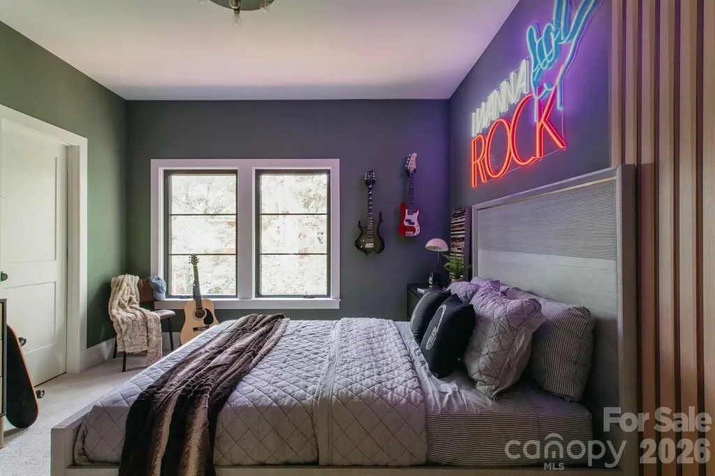 5555 Fairview Road Charlotte NC 28209