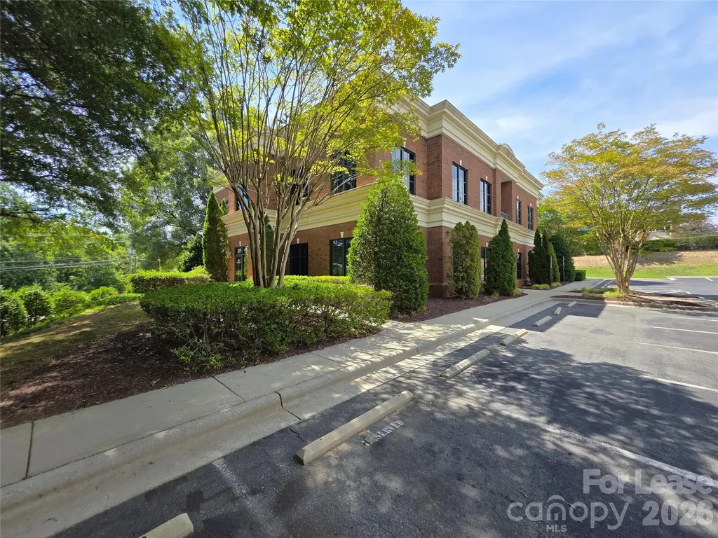 109 Professional Park Drive Mooresville NC 28117