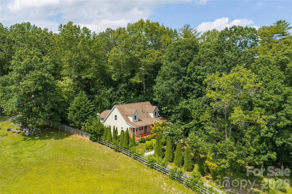 847 N Lakeside Drive Hendersonville NC 28739