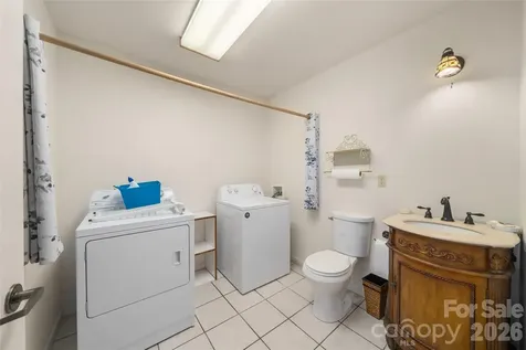 847 N Lakeside Drive Hendersonville NC 28739