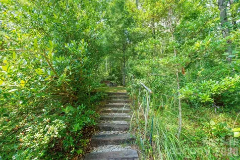 847 N Lakeside Drive Hendersonville NC 28739