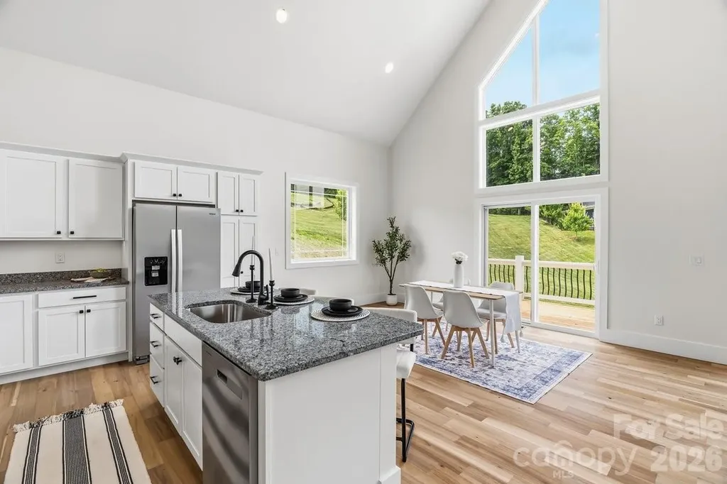 49 Grace Court Mars Hill NC 28754