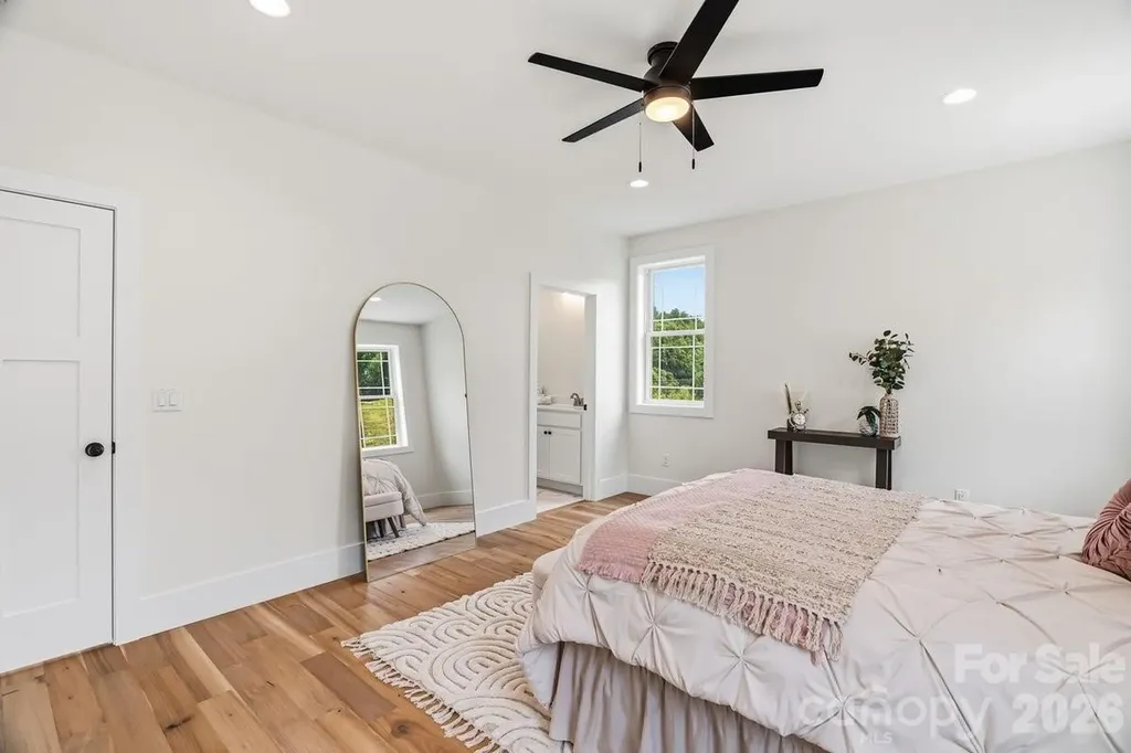 49 Grace Court Mars Hill NC 28754