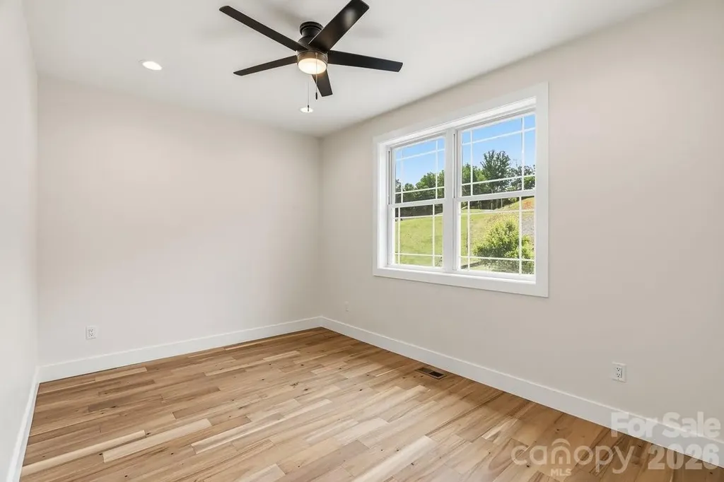 49 Grace Court Mars Hill NC 28754