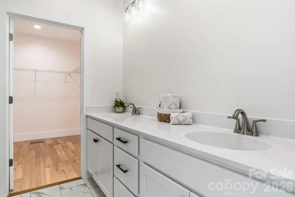 49 Grace Court Mars Hill NC 28754