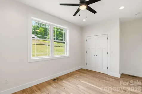 49 Grace Court Mars Hill NC 28754