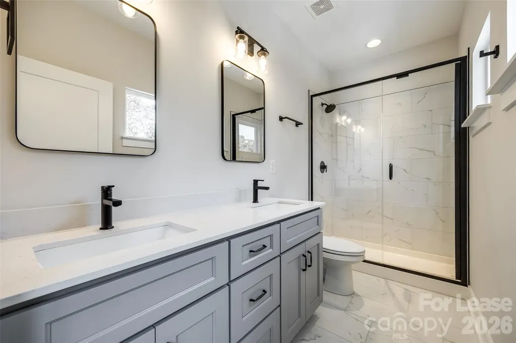 3418 Peligreni Street Charlotte NC 28208
