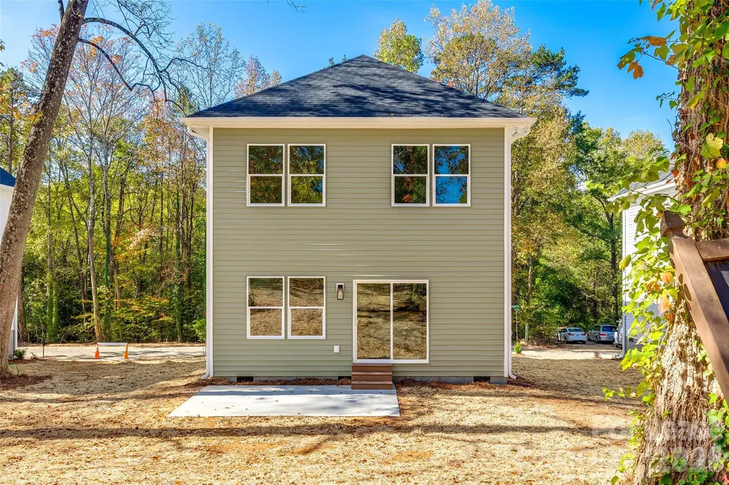 3418 Peligreni Street Charlotte NC 28208