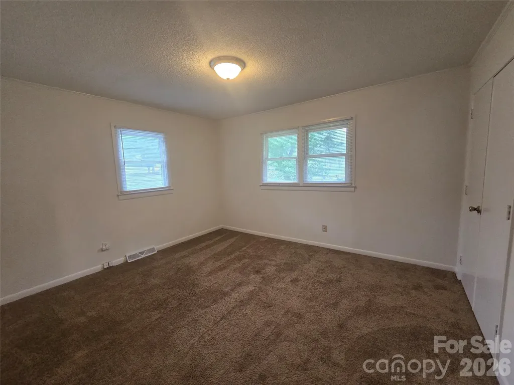 609 Hawthorn Avenue Albemarle NC 28001