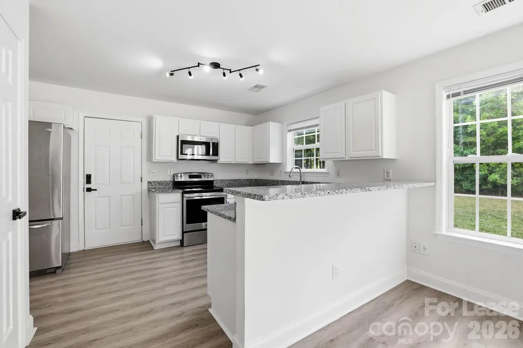 512 Bearbrook Lane Gastonia NC 28052