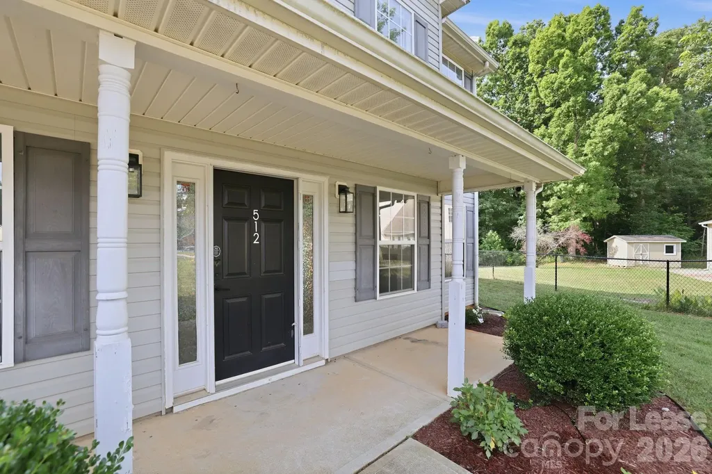 512 Bearbrook Lane Gastonia NC 28052