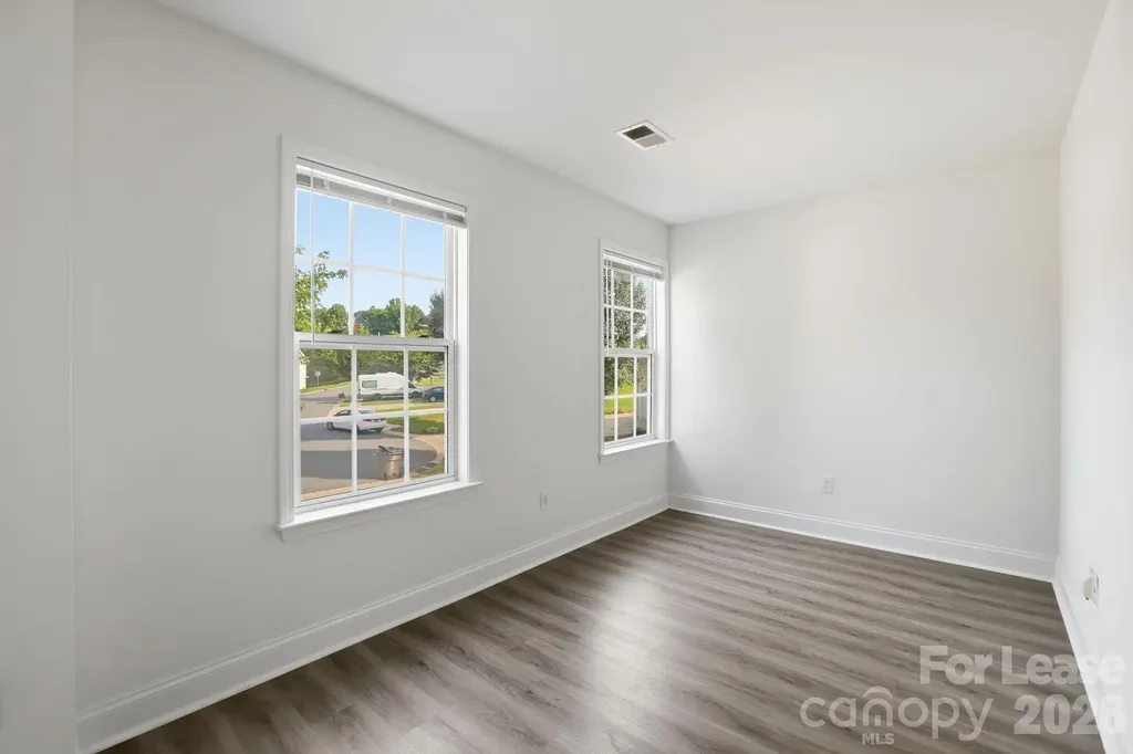 512 Bearbrook Lane Gastonia NC 28052