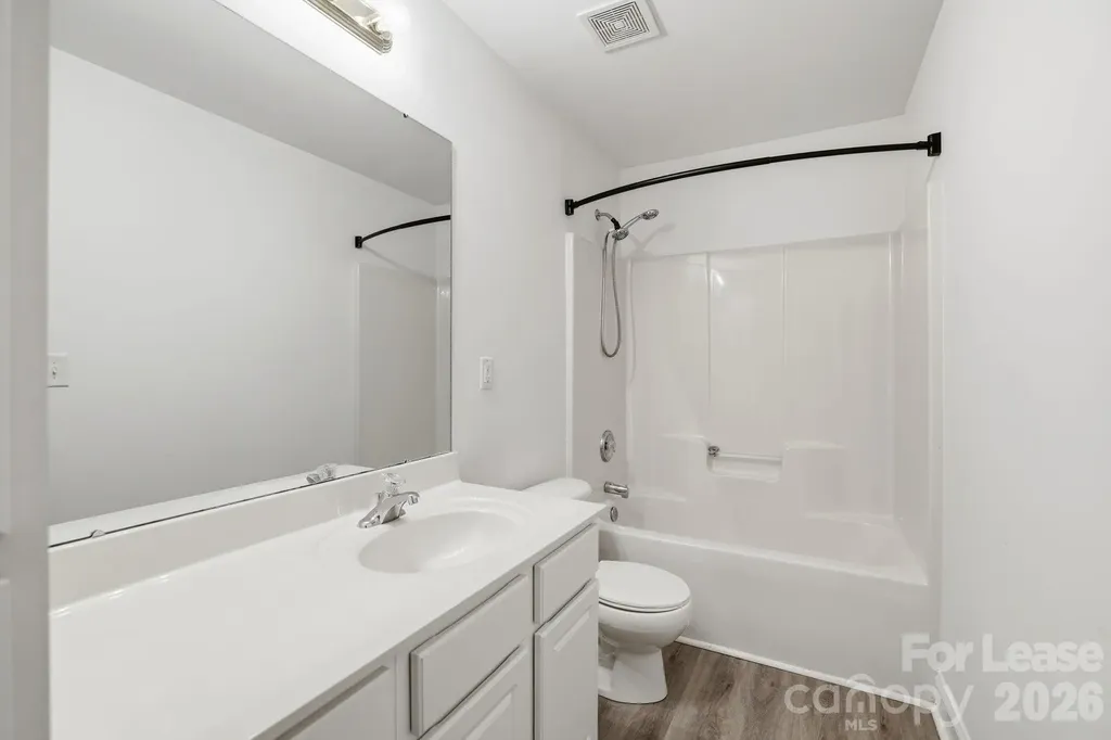 512 Bearbrook Lane Gastonia NC 28052