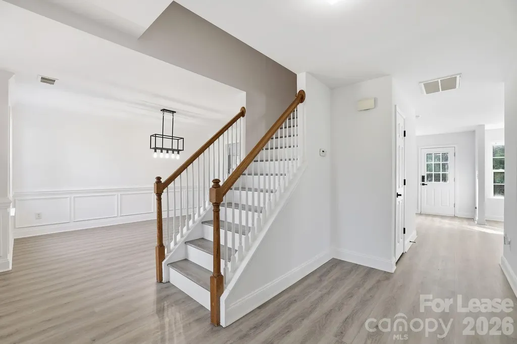 512 Bearbrook Lane Gastonia NC 28052