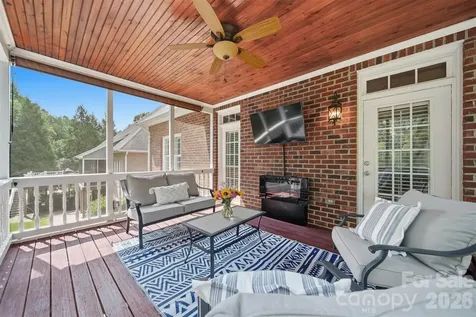 1753 30th Avenue Drive NE Hickory NC 28601