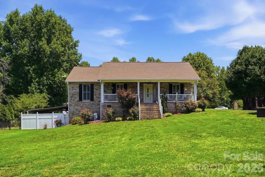 107 Brendle Lane Troutman NC 28166