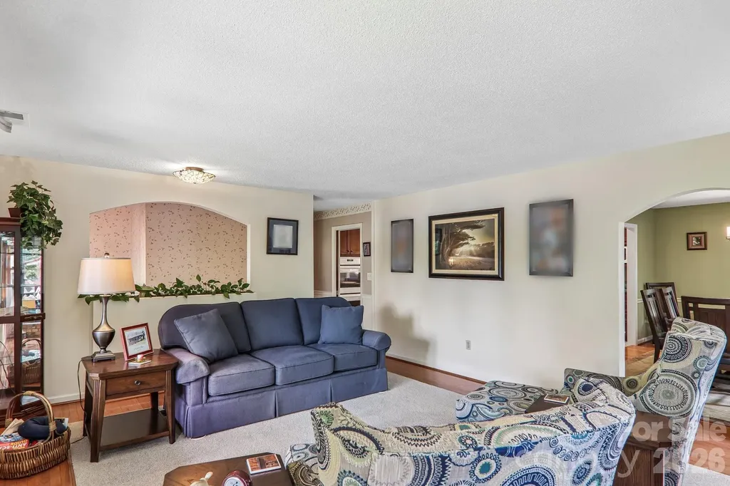 57 Chateau Lane Waynesville NC 28786