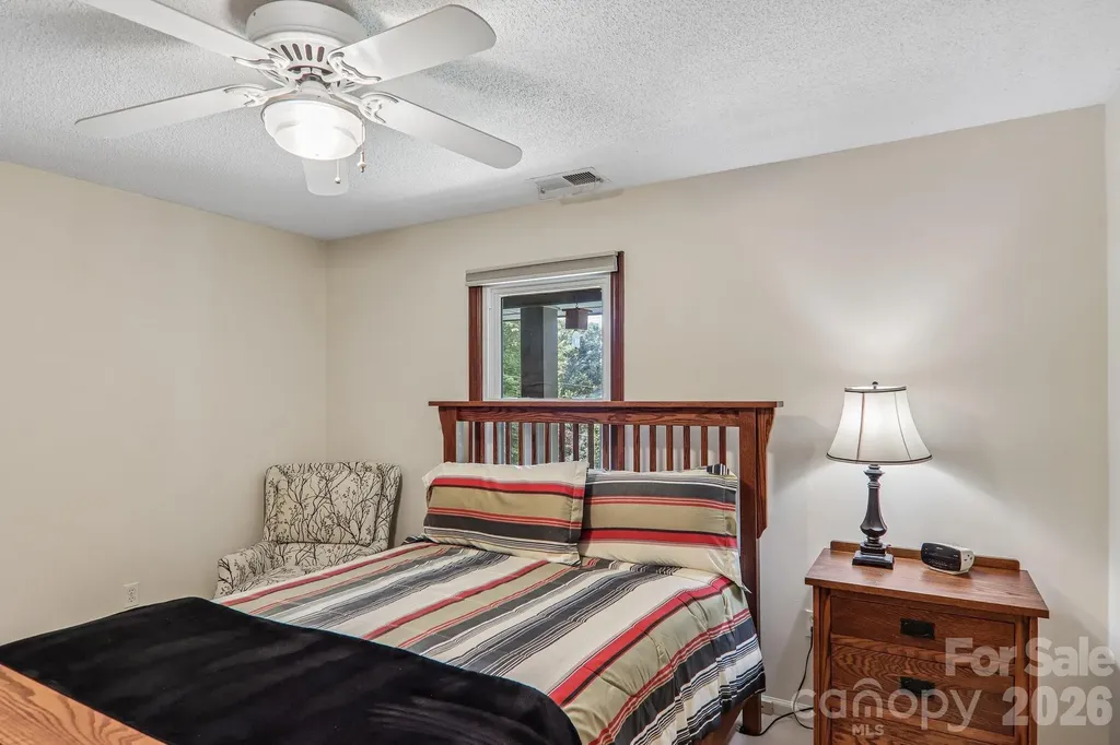 57 Chateau Lane Waynesville NC 28786