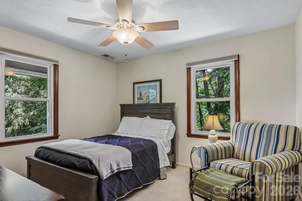 57 Chateau Lane Waynesville NC 28786
