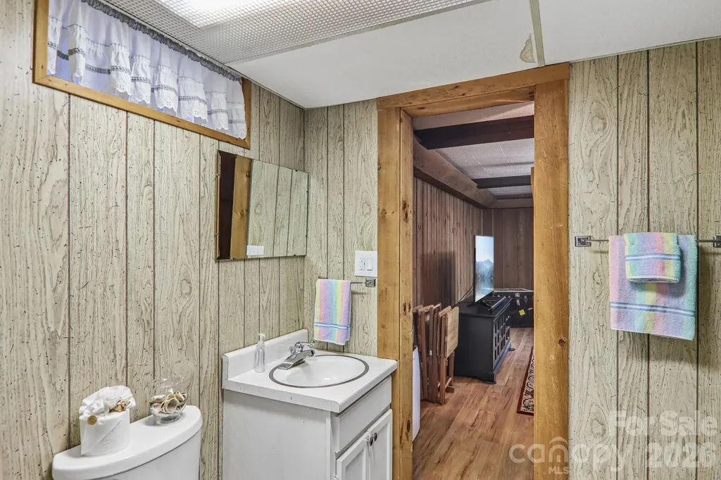 57 Chateau Lane Waynesville NC 28786
