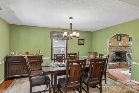 57 Chateau Lane Waynesville NC 28786