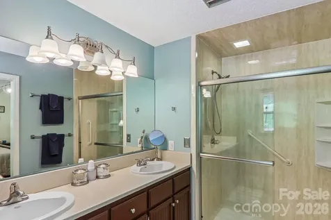 57 Chateau Lane Waynesville NC 28786