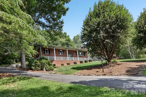 57 Chateau Lane Waynesville NC 28786